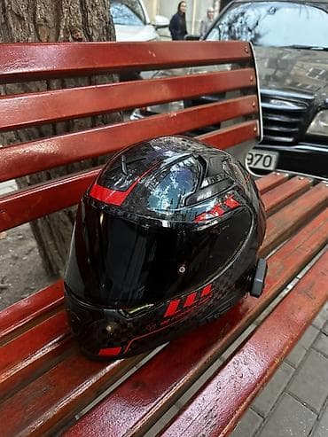 moto moped: Axor Kask Bilen bilir nece firmadi Teze alinibdi qirigi siniqi yoxdu — 4