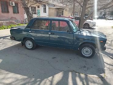 vaz 2107 ölüxanası: Model: LADA (VAZ) 2107 sedan Rəng: tünd yaşıl/mavi ton Kuzov: 4 qapı — 2
