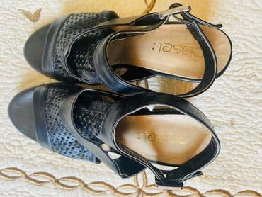 босоножки 27 размера: Размер: 39, цвет - Черный, Б/у — 2