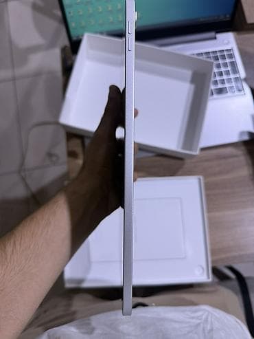 apple macbook: İşlənmiş Apple iPad 11 (2025), 11", 128 GB, Ünvandan götürmə — 6