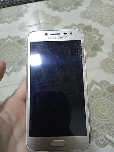 a03 core ekran: Samsung Galaxy A3 2016, 16 GB, rəng - Qızılı, Sensor — 1