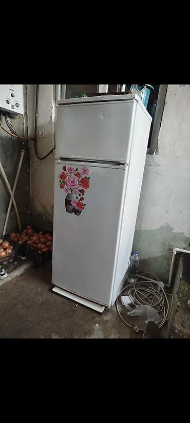kolbasa soyuducu: İki qapılı soyuducu QAZI VURMAQ LAZIMDI - Rəng: ağ - Üst hissədə — 1