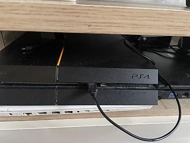 playstation kiralama: PlayStation 4 (PS4) oyun konsolu 1TB - Model: Sony PlayStation 4 — 1