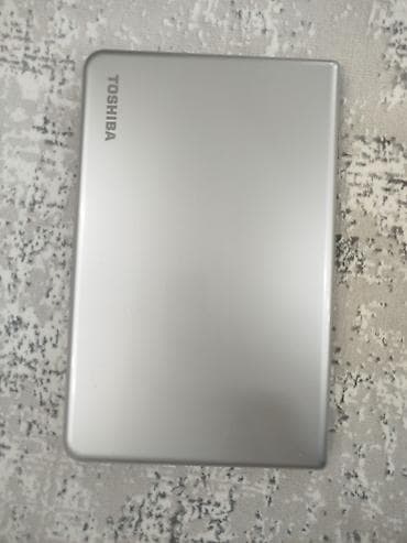 notebook hp: Toshiba Satellite noutbuku - Ekran: 15.6" (parlaq panel), üst hissədə — 4