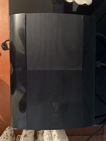 Sony PlayStation 3 Super Slim oyun konsolu - Model: PS3 Super Slim