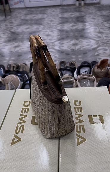 w211 salon: Təbii üslubda əl çantası - Material: toxunma saman/rafiya görünüşlü — 2