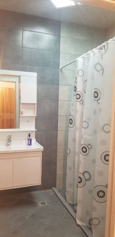 7 ci mikrorayon yeni tikili: Sumqayıtda bulvarda 8-mərtəbəli binanın, 7-ci mərtəbəsində, 100-kv — 11