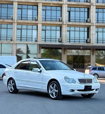 şam disk 17: Mercedes-Benz C 240: 2.6 l | 2002 il Sedan — 1