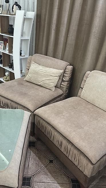 komputer stullari: Künc divan, Divan — 2