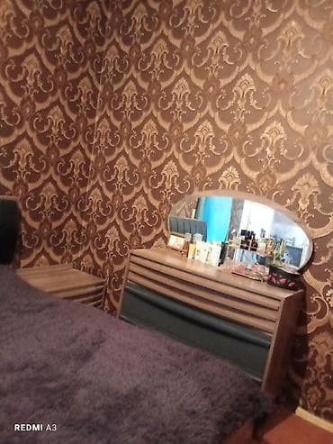 Мебель для дома: 2 односпальные кровати, Трюмо, Тумба, Шкаф, Б/у — 2