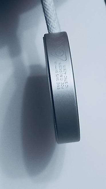 apple watch ultra 1: Apple Watch Ultra 3 modeinin qutusundan çıxma maqnitli sürətli şarj — 6