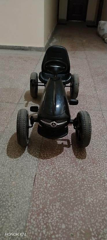 stacktrack oyuncaq dəsti: Uşaq pedallı qartinq maşını – Mercedes üslubunda, qara rəng — 1