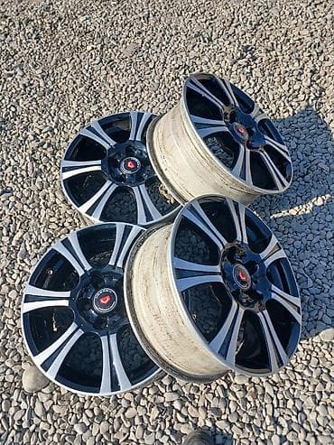 Disklər: R-16 diskıər 5-bolt əla vəziyyətdə barter var — 2