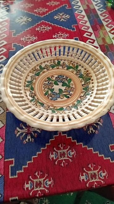 meyve qabı: Dekorativ keramika səbət boşqab - Material: keramika - Rənglər: krem — 1