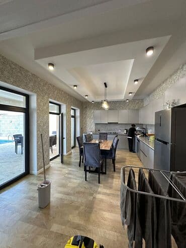 композитные бассейны в баку: Hovuz olan həyət evi. Ərazidə istirahət üçün günəş çarpayıları, stol — 18