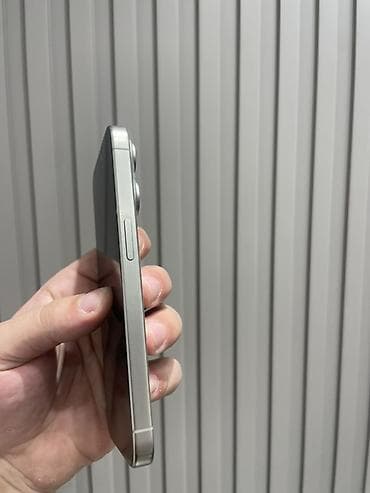 iphon xr: IPhone 15 Pro, 128 GB, Gümüşü, Simsiz şarj, Zəmanət, Face ID — 5
