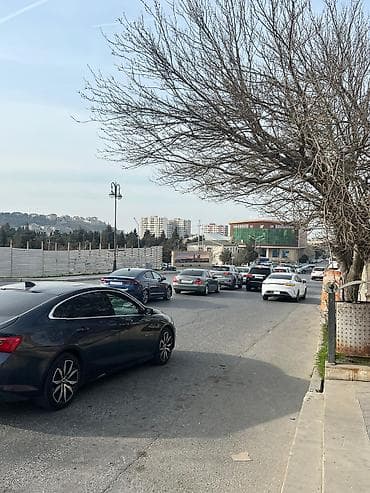 xankendi ev satilir: Qaraçuxur qəsəbəsi,Aura şadlıq sarayının yaxınlığında,yola yaxın,yeni — 1