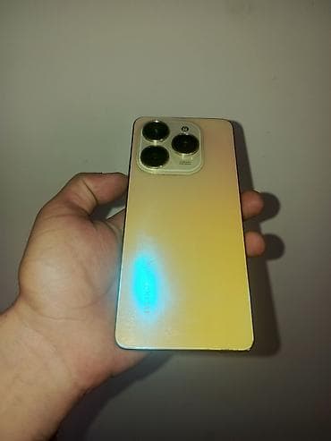 telefon xiaomi: Tecno Spark 20 Pro, rəng - Qızılı, Sensor, Barmaq izi, İki sim kartlı — 1