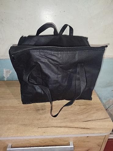 İzolyasiyalı termik çanta - Material: xarici hissə sıx parça, daxili