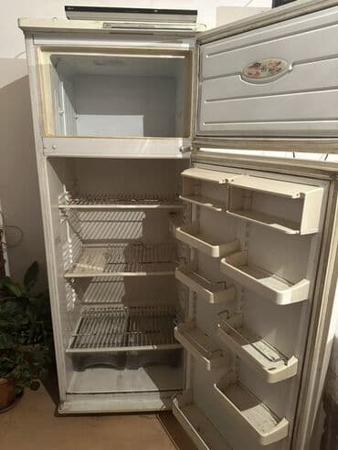 dondurma soyuducuları: İşlək vəziyyətdədir problemi yoxdur . Buzxanası çox yaxşı dondurur — 4