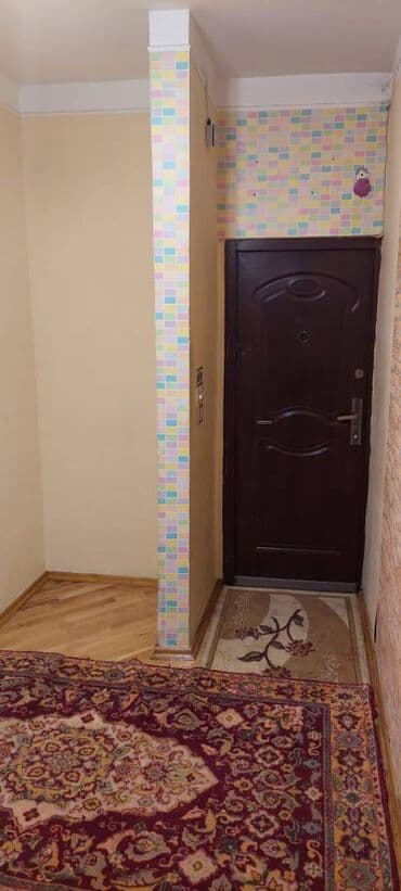 sabuncuda kirayə ev 200 azn: Bineqedi rayonu 9-cu mikrarayonda 4 mertebeli binanın 4-cu — 7