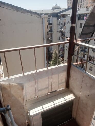 двухкомнатные новостройки в баку: Satılır/icarəyə verilir: 2 otaqlı mənzil Xüsusiyyətlər: - Daxili — 10