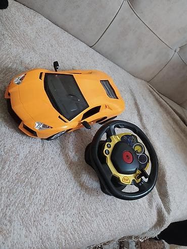 barbie evi en ucuz: Pultla idarə olunan “Meteor” yarış maşını və sükan tipli pult dəsti — 1