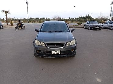 s class yan guzguleri: Mitsubishi Airtek: 0.2 l | 2001 il 2000 km Krossover — 3