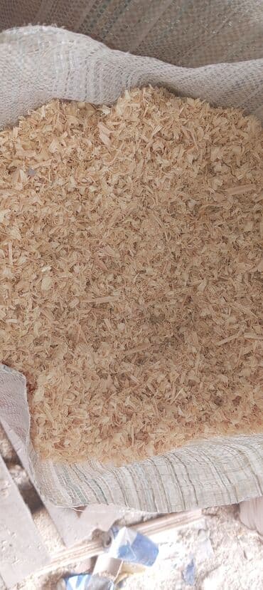 taxtanın kubunun qiyməti 2022: Məhsul: Ağac yonqarı (iri fraksiya), kisələrdə 1kisəsi= 3manat — 6