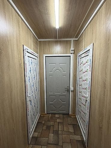 konteynerdən mağaza: 20 fut polad yük konteynerləri Məhsul təsviri: - Standart 20 ft — 4
