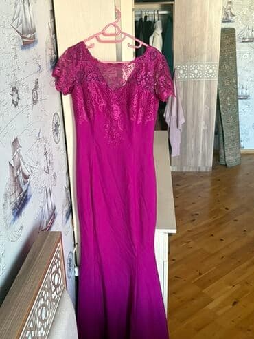 Məhsul: Zərif uzun ziyafət geyimi - Rəng: Parlaq fuşya/çəhrayı ton -