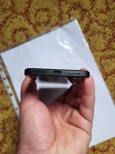 pocophone: Poco rəng - Qara, Sensor — 3