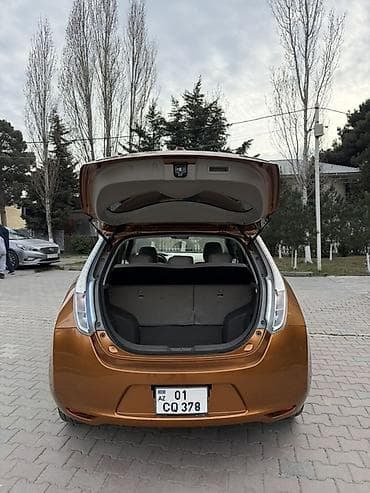 masin barter: Nissan Leaf elektrikli hetçbek Avtomobil ideal Veziyetdedir Bez — 7