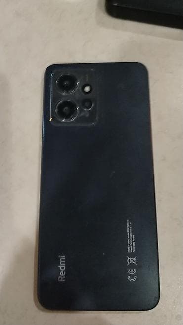 ТВ и видео: Məhsul: Smartfon Xüsusiyyətlər: - Tam ekranlı ön panel, mərkəzdə — 5