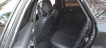 07 qara: Ford Focus: 1.6 l | 2011 il 195000 km Sedan — 7