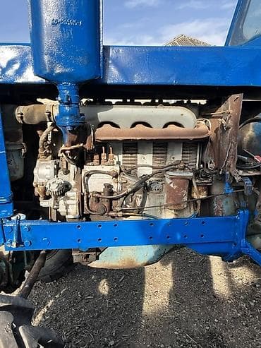 opel suret qutusu: Mtz T 42 dı zavod traktör du 452 saat işleyib. Tecili pul lazımdı — 10