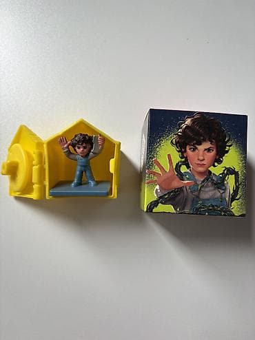 oyuncaq fiqurlar: 1 ədədi - 5 manat Mcdonald’s Happy Meal kolleksiya oyuncaqları. Yeni — 5