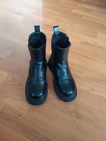 gb deri: Qara rəngli uniseks dəridən qısa çəkmələr - Model: Chelsea tərzində — 1