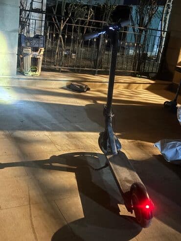 Kitablar və jurnallar: İşlənmiş Elektrik samokat 10", 351 - 500 Vt, 26 - 35 km/s, Pulsuz çatdırılma, Ödənişli çatdırılma — 2
