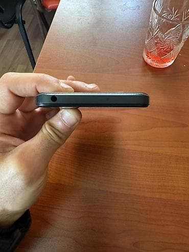 planset telefon: Poco M5, 128 GB, rəng - Qara, Barmaq izi — 3