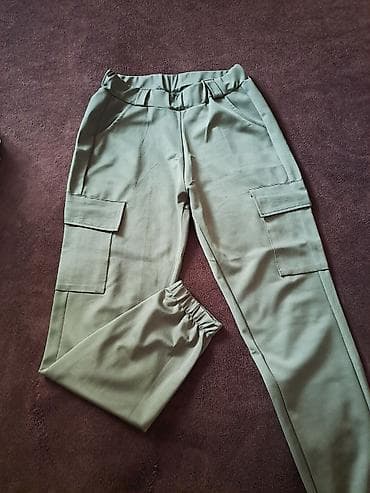 Zeytun-yaşıl rəngdə cargo üslubunda şalvar. - Yanlarda iri qapaqlı