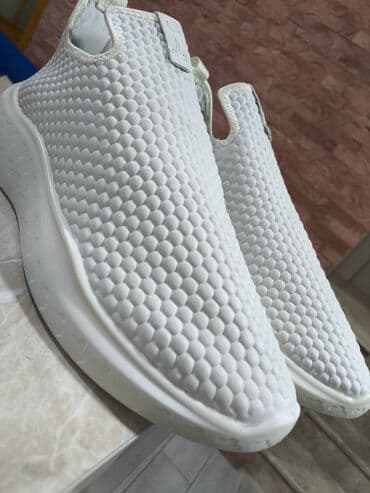 tebii deri: Ölçü: 42, Yeni — 2