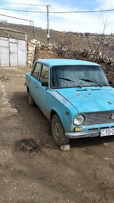 VAZ (LADA) 2101: 0.6 l | 1974 il 5246886 km Sedan