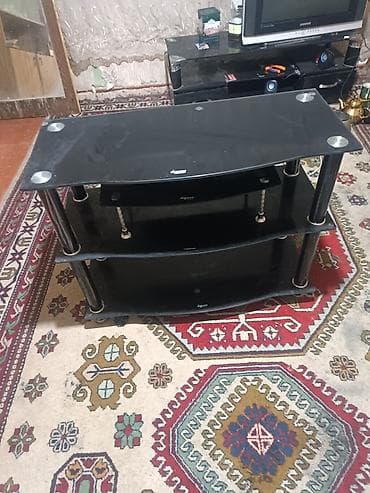 kitab refi: Düz TV altlığı, Polkalı, Şüşəli — 3