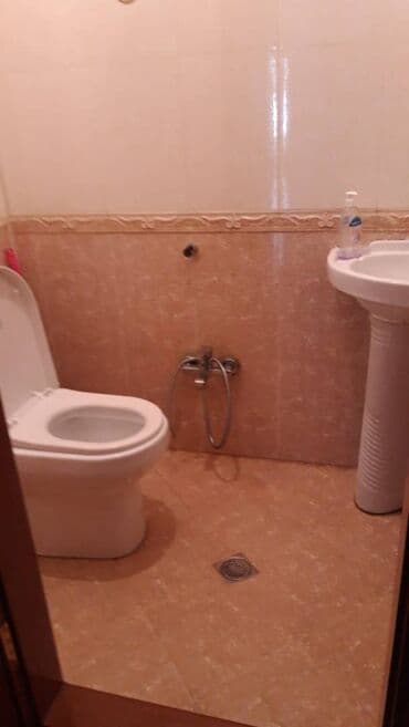 аренда квартир в баку без посредников: Yasamalda ətcilərdə yerləşən 17 mərtəbəli binanın 5-ci mərtəbəsində — 9