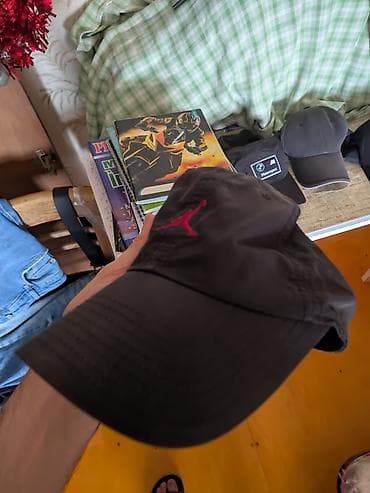 kepka modelleri: Original kepkalar. Tommy Hilfiger, Jordan rengi biraz gedib. Boss — 3