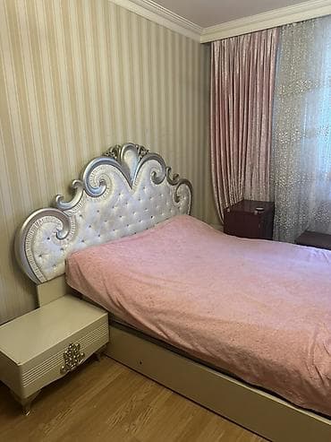 Двуспальная кровать, 2 тумбы