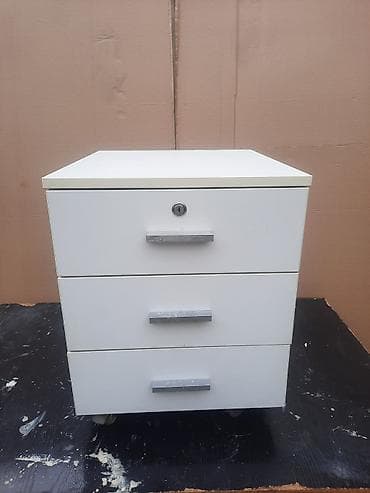 Ağ rəngli 3 çekmecəli ofis tumbası tel 077 340 50 30 - Kompakt