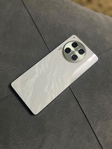 hdd 2 tb: Tecno Camon 30, 256 GB, rəng - Gümüşü — 1