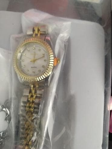 qadın paltolar: Kvars mexanizimli zərif qol saatları kolleksiyası Xüsusiyyətlər: - — 2